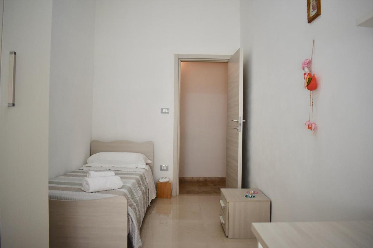 Nelly'S House Villa Avola Bagian luar foto